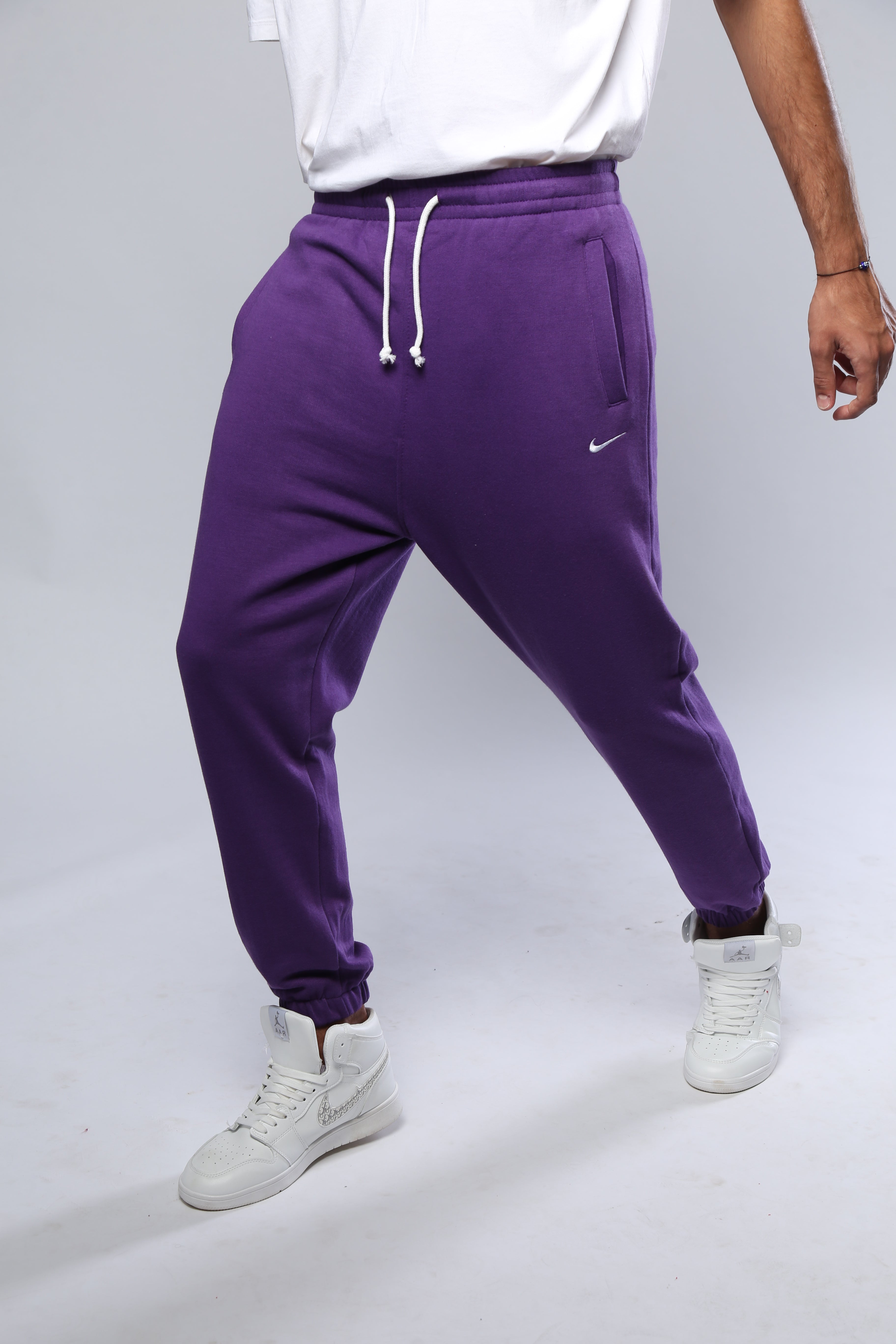 Mens purple nike discount sweatpants